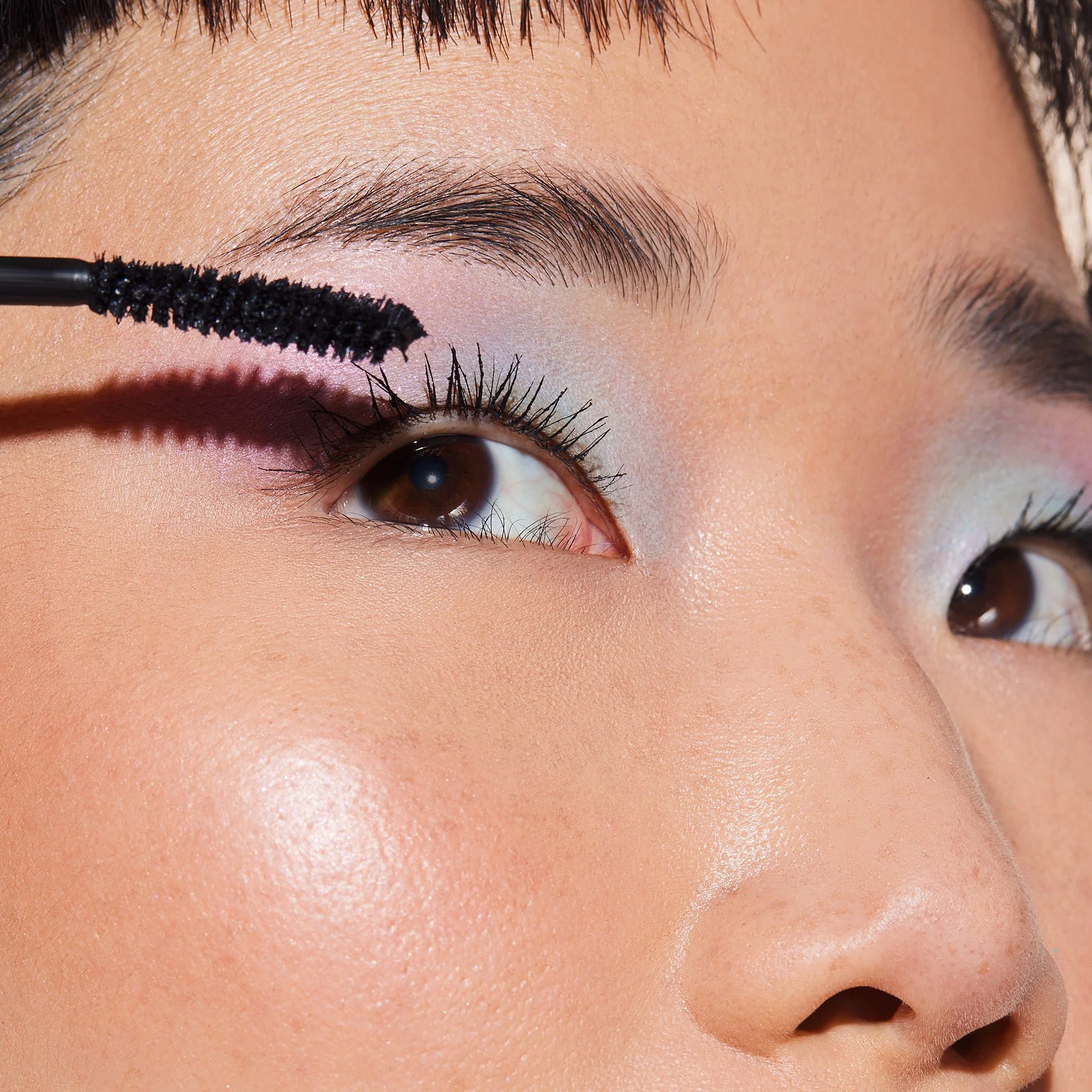 Activist Volume Mascara - Image 11