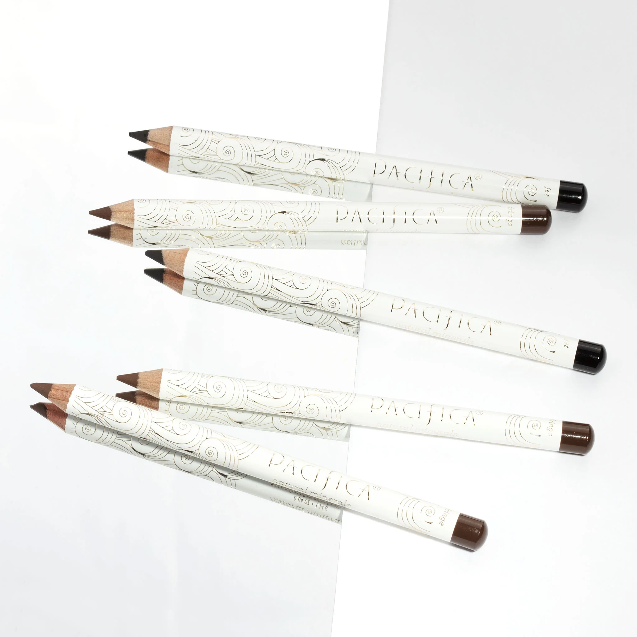 Vegan Waterproof Eyeliner - Image 11